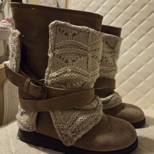 Muk Luks "Nikki" Wrapped Brown Boots